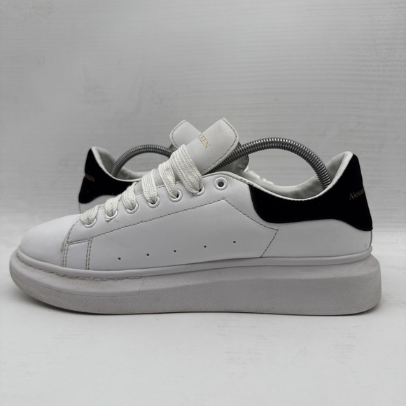 Alexander McQueen Men's EU 45/US 12 Oversized White/Black Suede Trim Sneakers - Picture 2 of 16